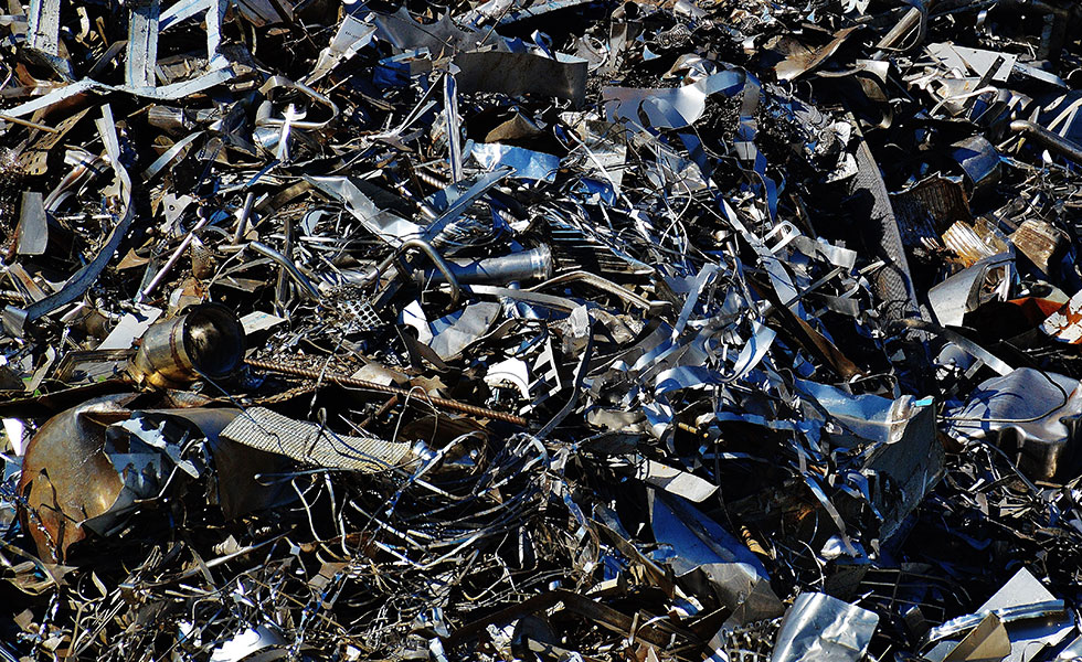 Action Steel Sales can either drop off and pick up roll=off bins to your facility, or we can do the cleanup for you! 